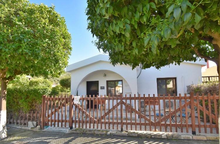 Bay Cottage Beautiful Cosy Luxury Cottage - Beach Area Pissouri Buitenkant foto