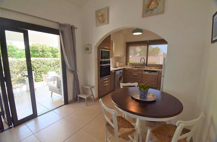 Bay Cottage Beautiful Cosy Luxury Cottage - Beach Area Pissouri Buitenkant foto